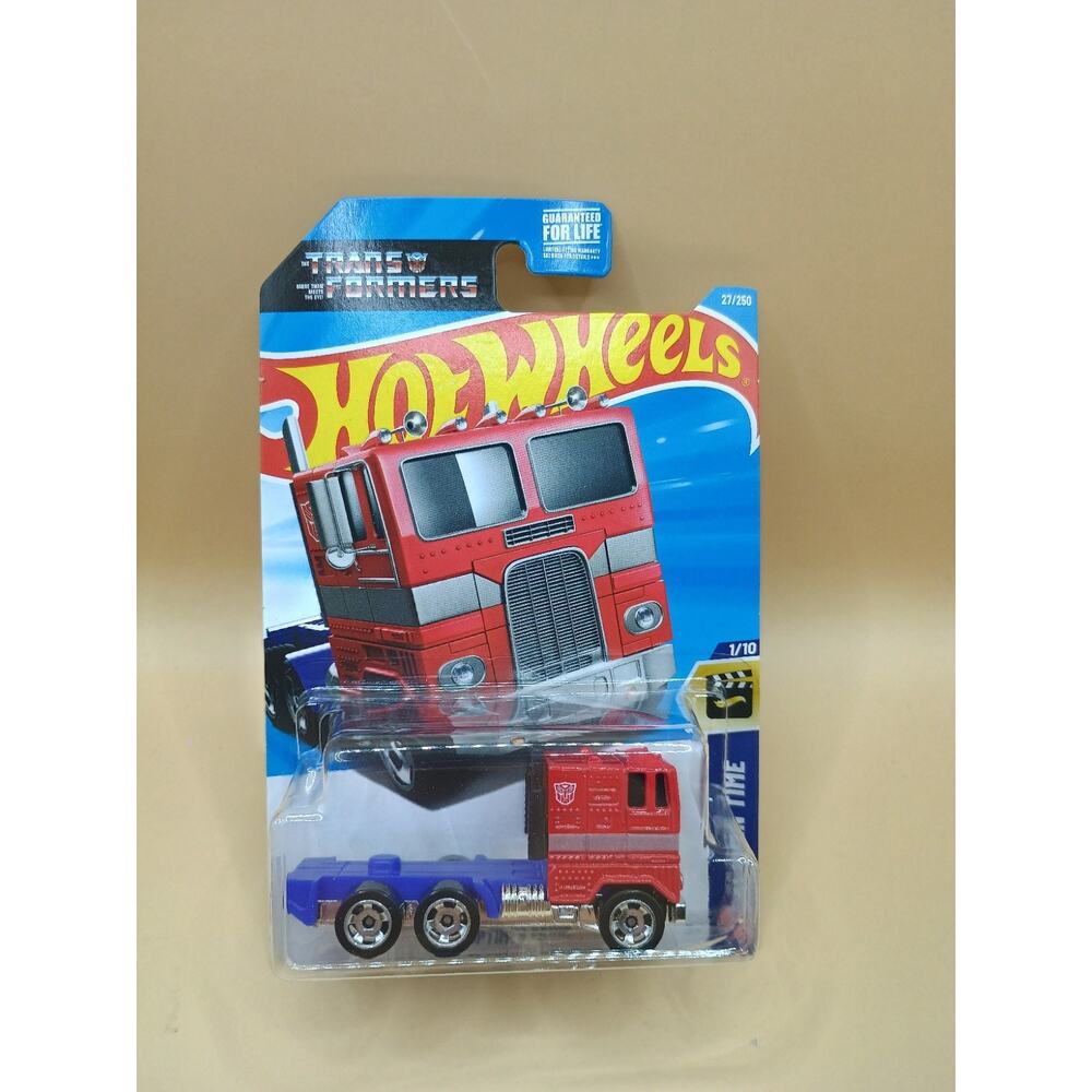 2025 Hot Wheels Optimus Prime Truck Transformers NEW